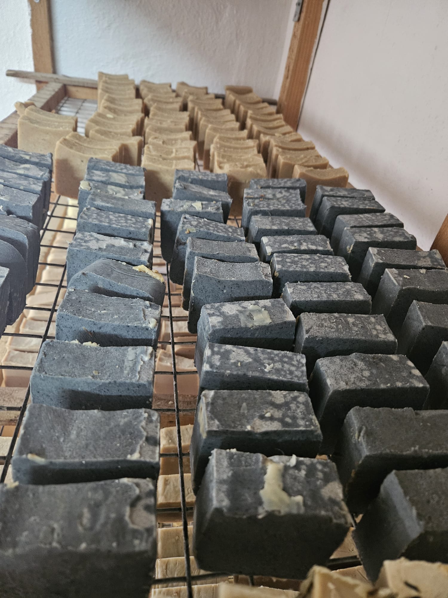 Karbonlu Eşek Sütlü Sabun-100 gr